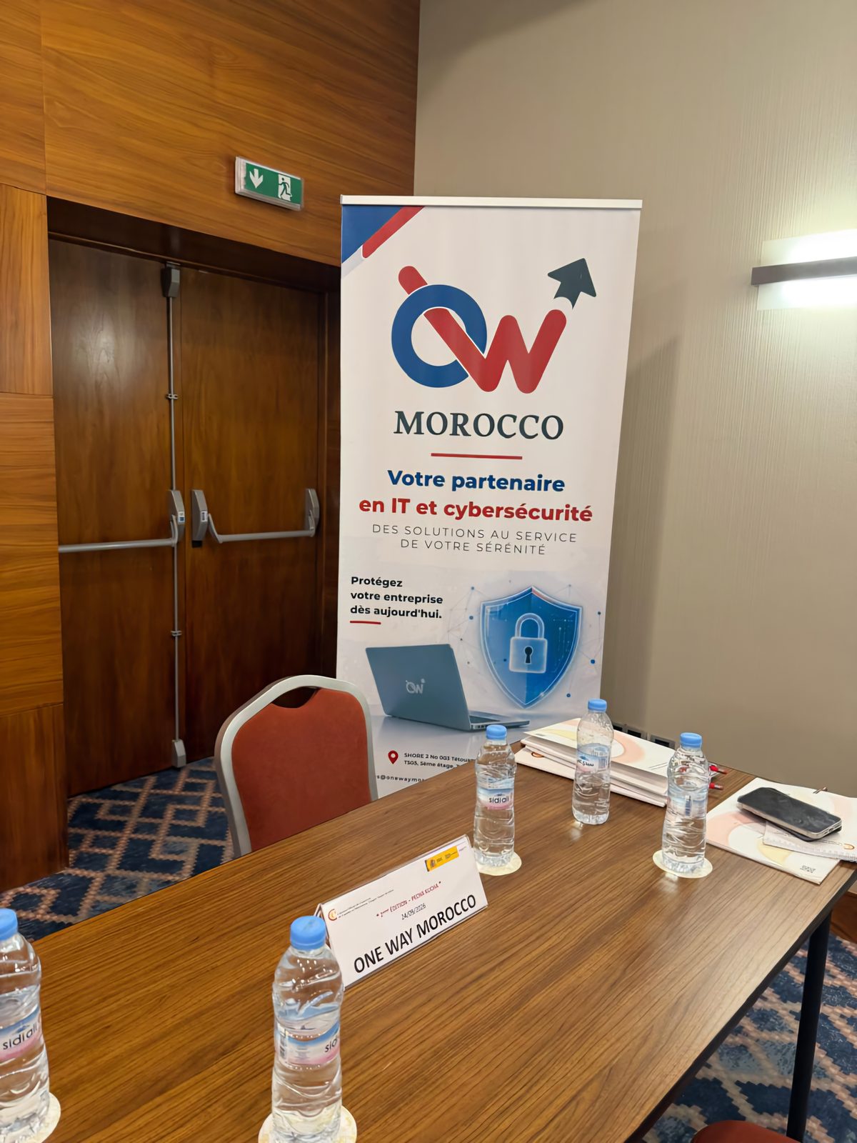 Roll‑up ONE WAY MOROCCO — Votre partenaire en IT et cybersécurité